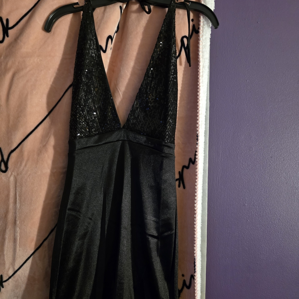 Windsor Sequin Dress 🖤